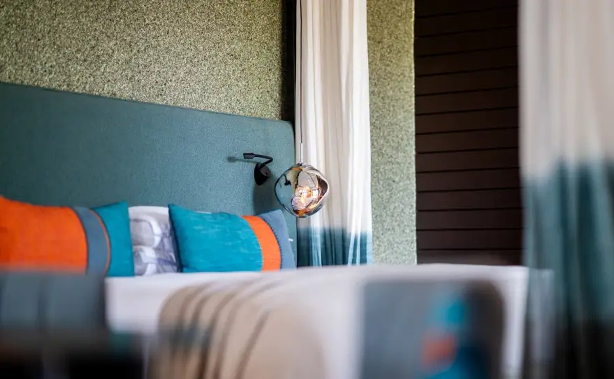 Suite 06 - Explore 02