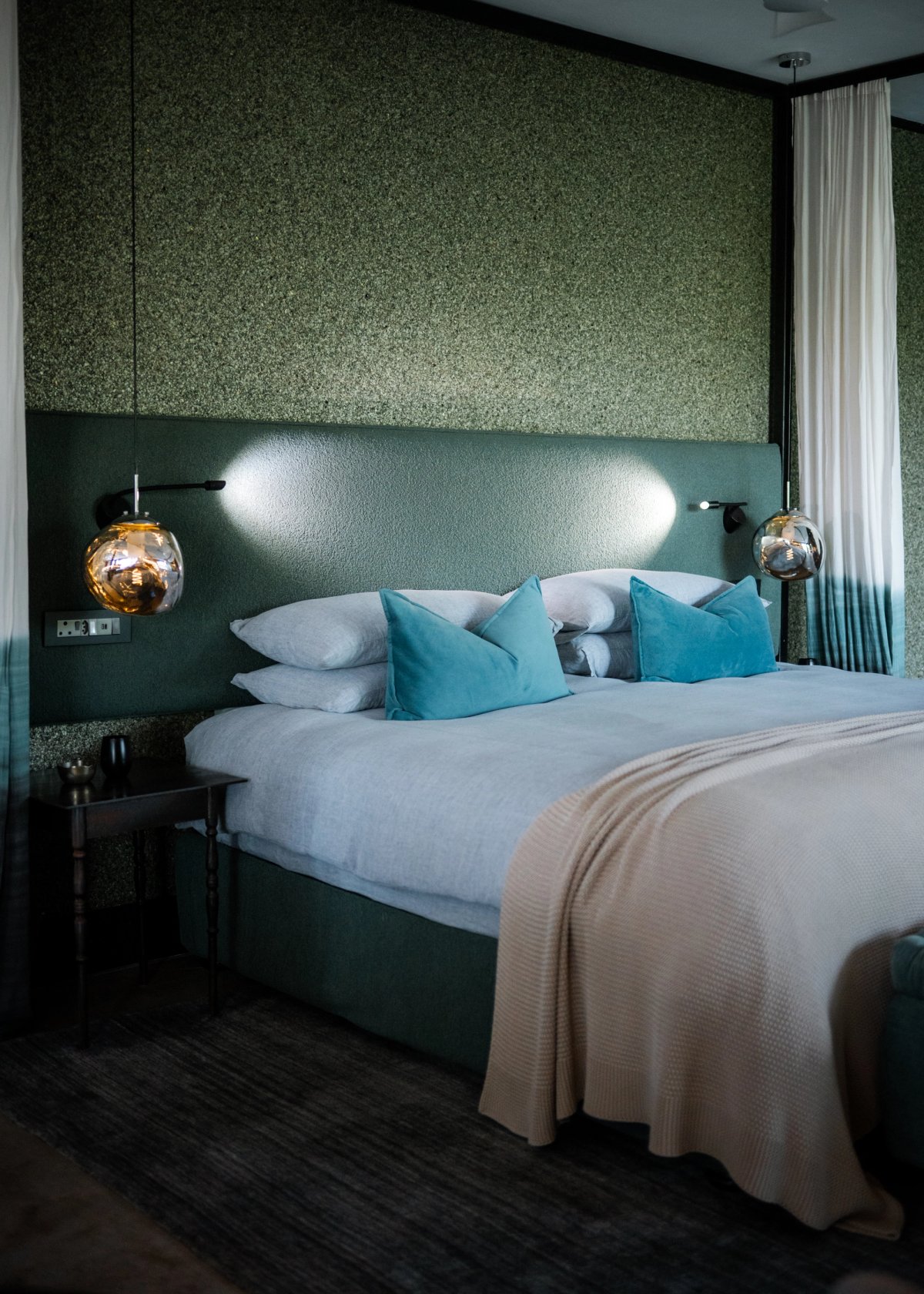 Leadwood Suite